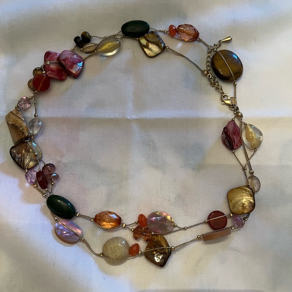 ✨Lia Sophia “Magggie” Necklace✨ - Picture 4 of 10